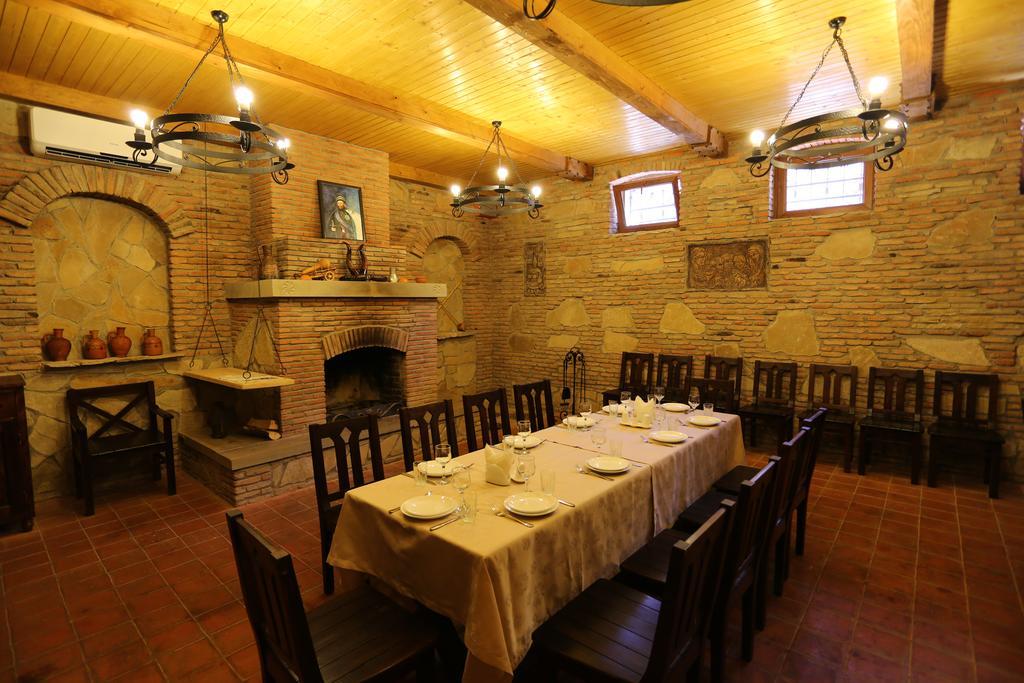 Hotel Sweet Home Telavi Bagian luar foto